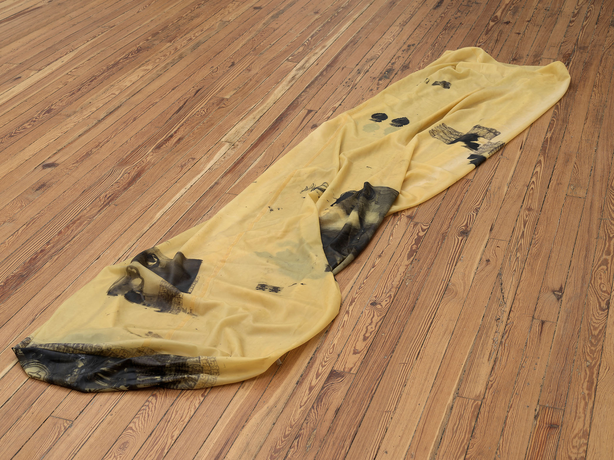 In Every Dream Home a Heartache III by Darya Diamond, 2025. Large-scale silkscreen and block print on bedsheet exploring intimacy, vulnerability and the emotional architecture of domestic space.